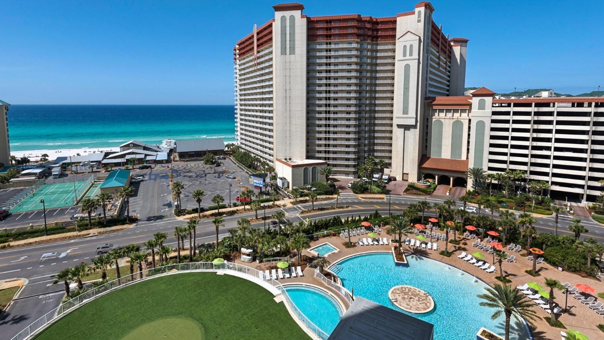 Laketown Wharf 1037